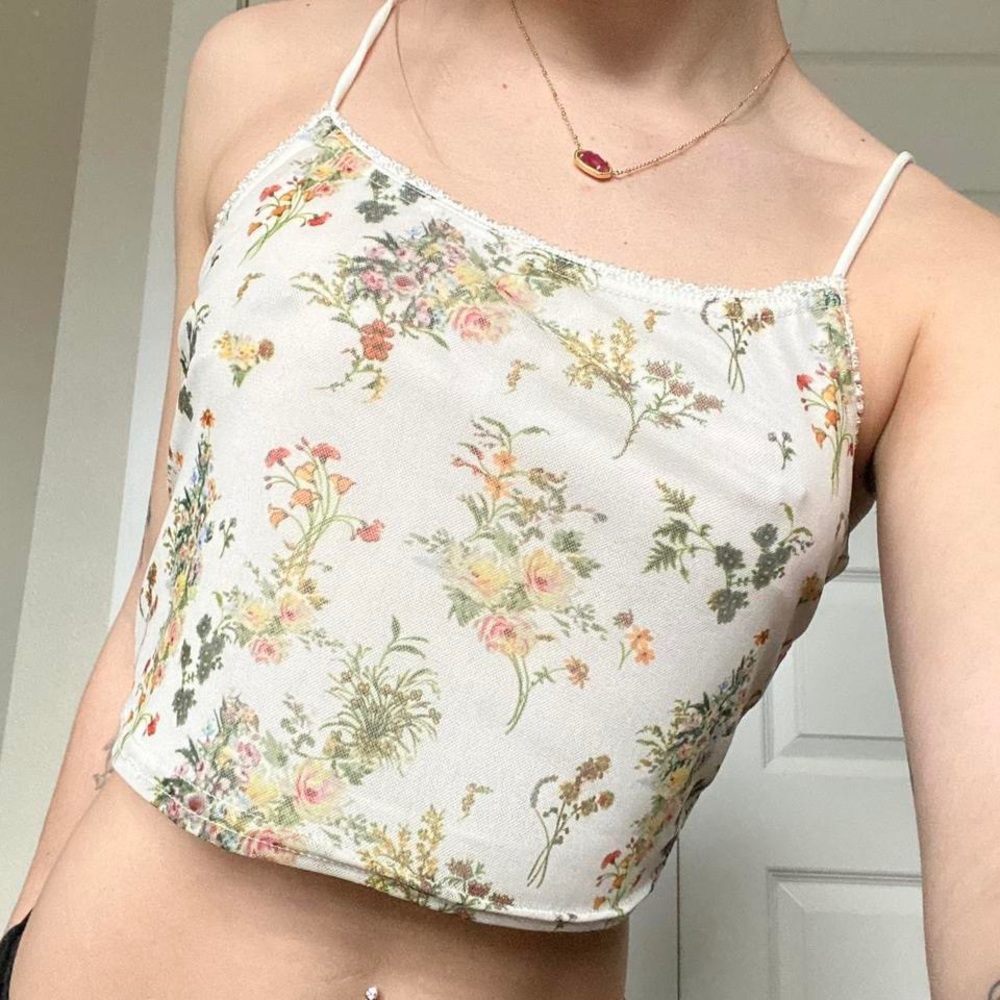 UO Floral Crop Top